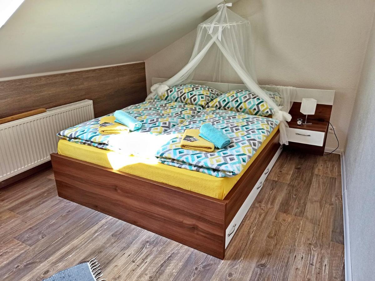 Shiny Star Apartman Spišská Nová Ves Eksteriør billede