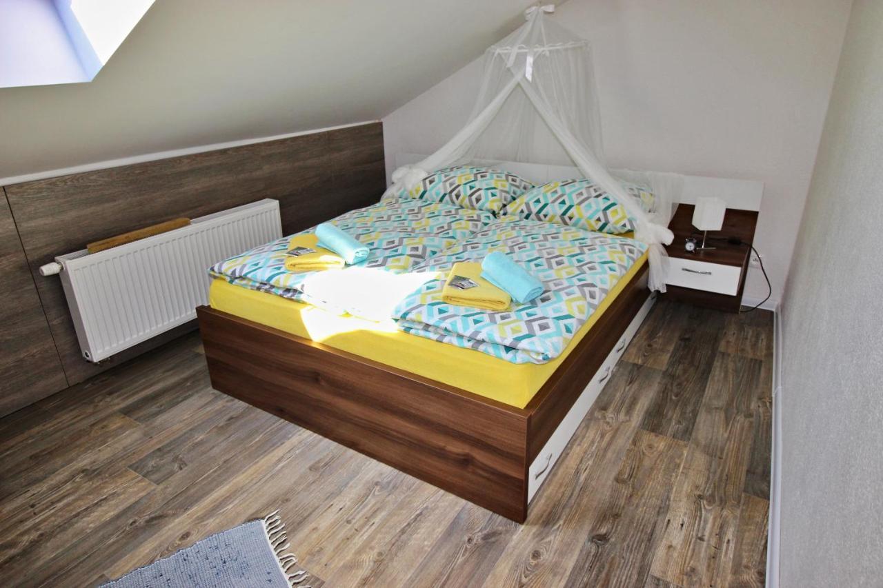 Shiny Star Apartman Spišská Nová Ves Eksteriør billede
